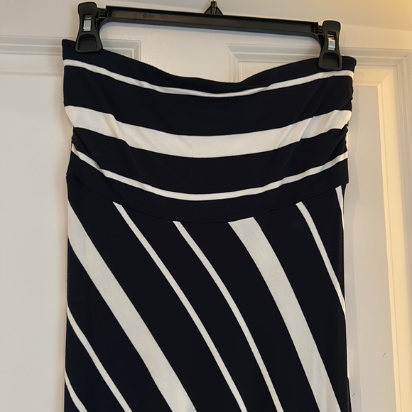 Banana Republic Strapless Maxi Dress Size small - Picture 2 of 3